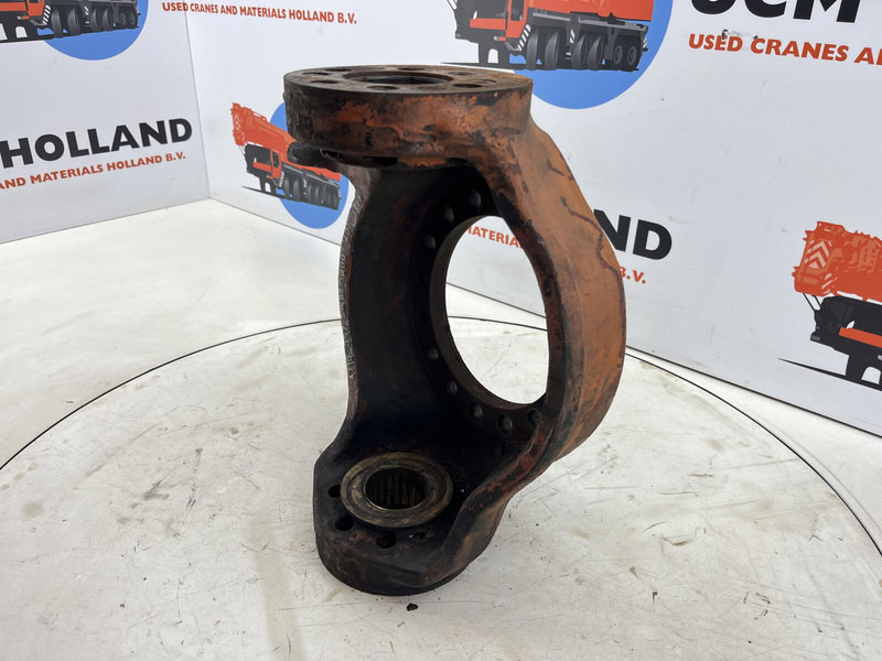 Faun RTF 50 Steering knuckle 16 holes axle 1 left - Rukavc točka za Kran: slika 4 Faun RTF 50 Steering knuckle 16 holes axle 1 left - Rukavc točka za Kran: slika 4