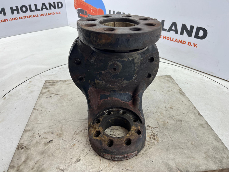 Gottwald Steering knuckle 12 holes axle 3 - Rukavc točka za Kran: slika 5 Gottwald Steering knuckle 12 holes axle 3 - Rukavc točka za Kran: slika 5