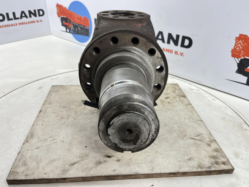 Gottwald Steering knuckle 12 holes axle 3 - Rukavc točka za Kran: slika 2 Gottwald Steering knuckle 12 holes axle 3 - Rukavc točka za Kran: slika 2