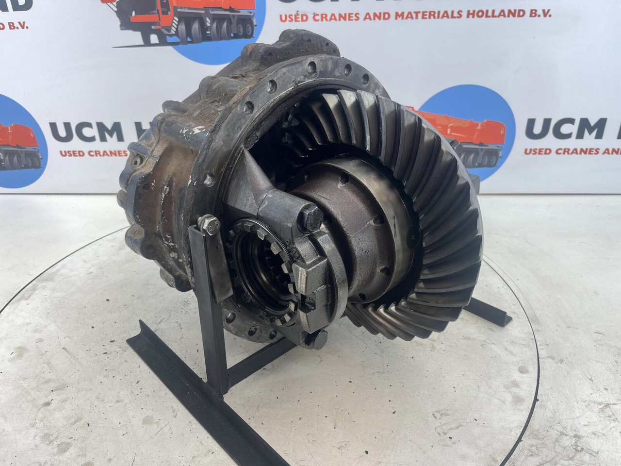 Gottwald mid differential 14x34 axle 4 - Diferencijalna brzina za Kran: slika 1 Gottwald mid differential 14x34 axle 4 - Diferencijalna brzina za Kran: slika 1