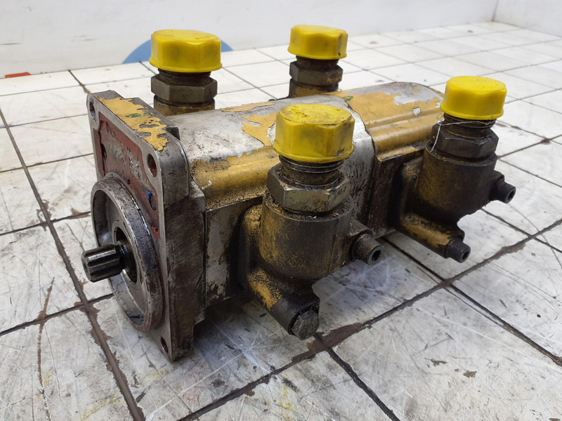 Grove AT 880 dual gear pump - Hidraulična pumpa za Kran: slika 2 Grove AT 880 dual gear pump - Hidraulična pumpa za Kran: slika 2