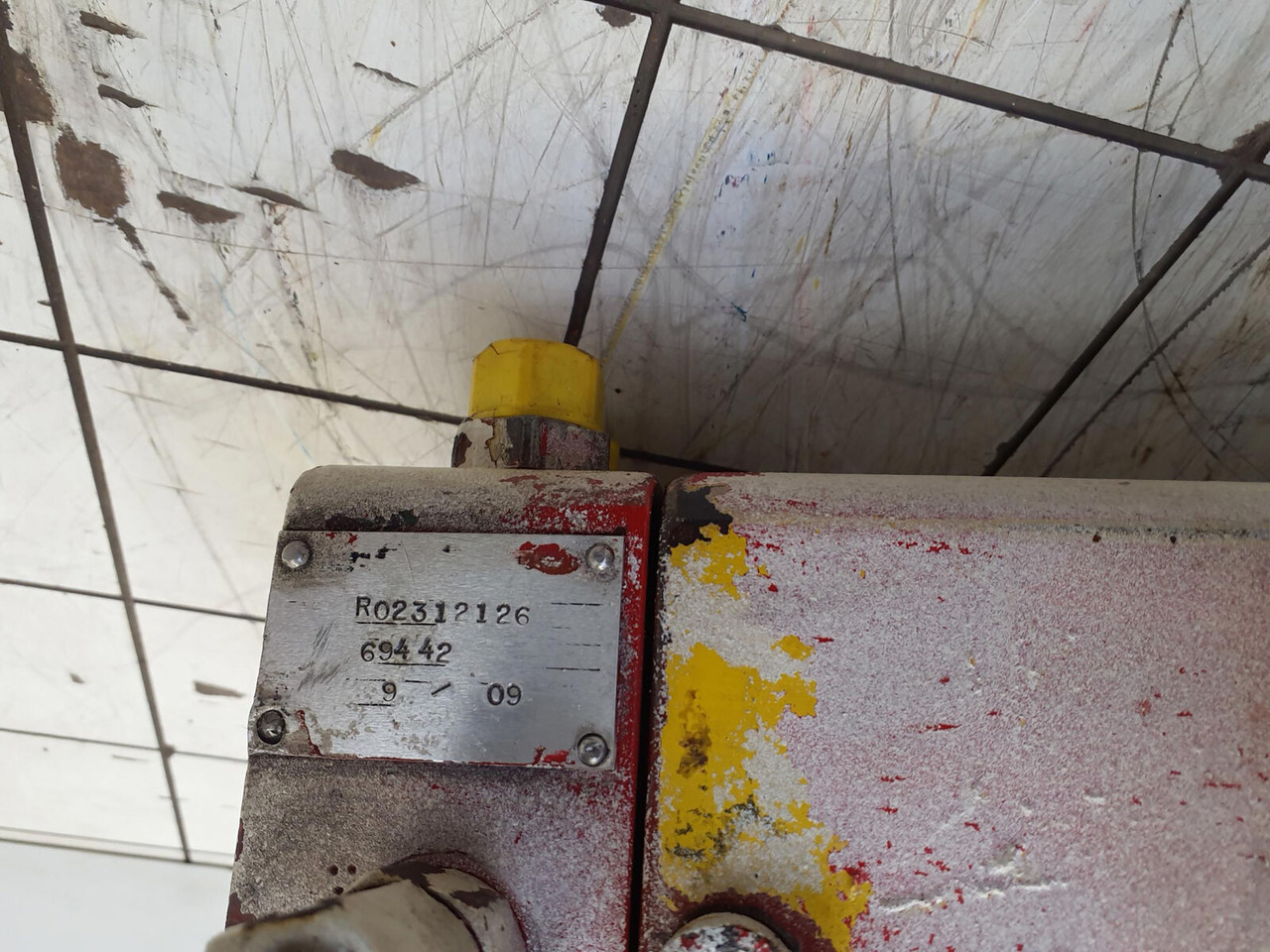 Grove GMK 3050 counterweight cylinder - Hidraulični cilindar za Pokretni kran: slika 5 Grove GMK 3050 counterweight cylinder - Hidraulični cilindar za Pokretni kran: slika 5