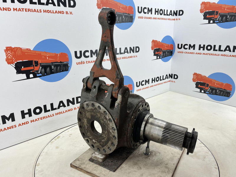 Grove GMK 3055 Steering knuckle 16 holes axle 3 right - Rukavc točka za Kran: slika 3 Grove GMK 3055 Steering knuckle 16 holes axle 3 right - Rukavc točka za Kran: slika 3