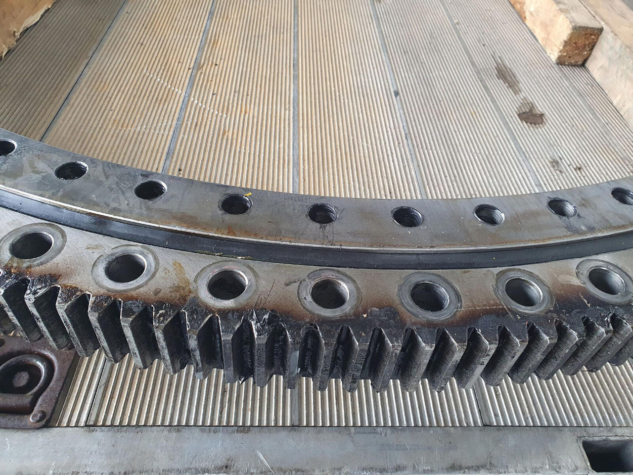 Grove GMK 4100L slewing gear - Pokretni prsten za Pokretni kran: slika 3 Grove GMK 4100L slewing gear - Pokretni prsten za Pokretni kran: slika 3