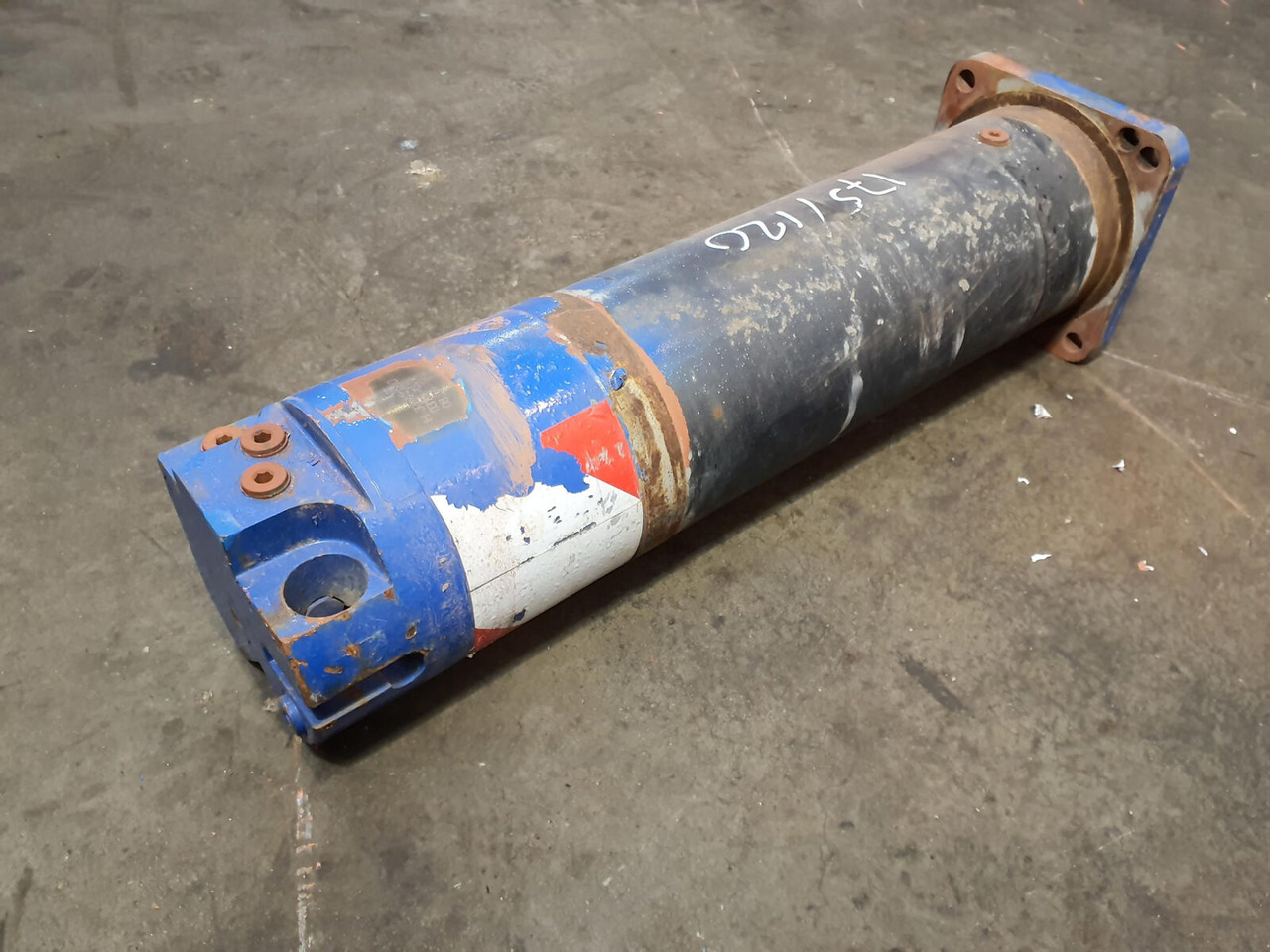 Grove GMK 5220, 5170 outrigger cylinder - Suspenzija za Pokretni kran: slika 3 Grove GMK 5220, 5170 outrigger cylinder - Suspenzija za Pokretni kran: slika 3