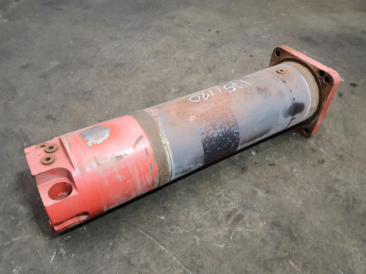 Grove GMK 5220, 5170 outrigger cylinder - Suspenzija za Pokretni kran: slika 2 Grove GMK 5220, 5170 outrigger cylinder - Suspenzija za Pokretni kran: slika 2