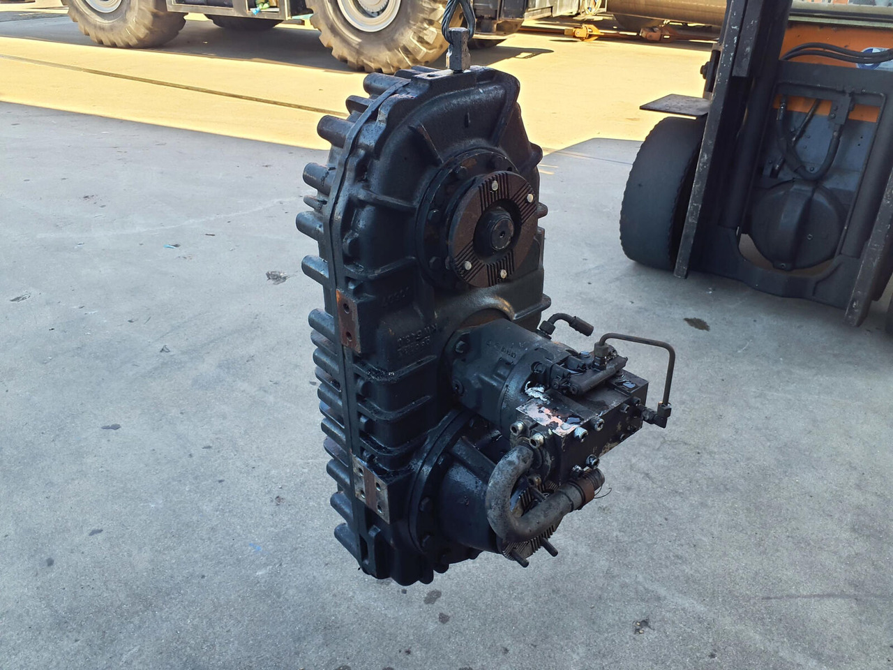 Grove GMK 6400 transfer gear - Transmisija za Pokretni kran: slika 2 Grove GMK 6400 transfer gear - Transmisija za Pokretni kran: slika 2