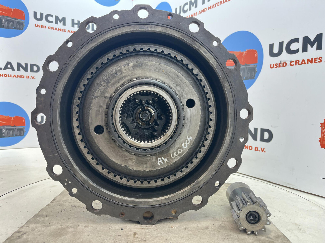 Grove GMK planetary gear 12-23-60-34-3pl-H135-46 - Pogonski reduktor za Pokretni kran: slika 5 Grove GMK planetary gear 12-23-60-34-3pl-H135-46 - Pogonski reduktor za Pokretni kran: slika 5
