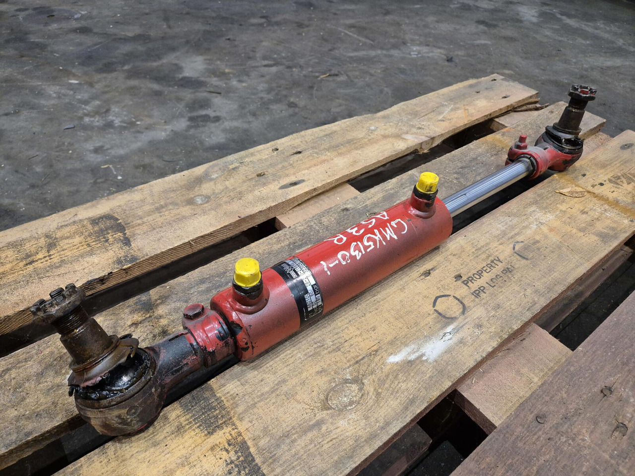 Grove GMK steering cylinder - Hidraulični cilindar za Pokretni kran: slika 4 Grove GMK steering cylinder - Hidraulični cilindar za Pokretni kran: slika 4