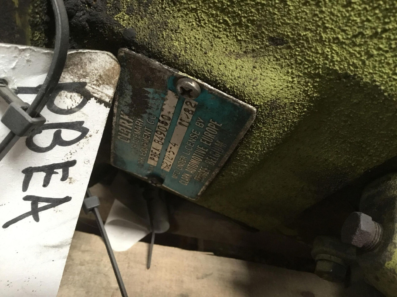 Grove RT 65S Gearbox C 272 5-4 - Menjač za Pokretni kran: slika 5 Grove RT 65S Gearbox C 272 5-4 - Menjač za Pokretni kran: slika 5