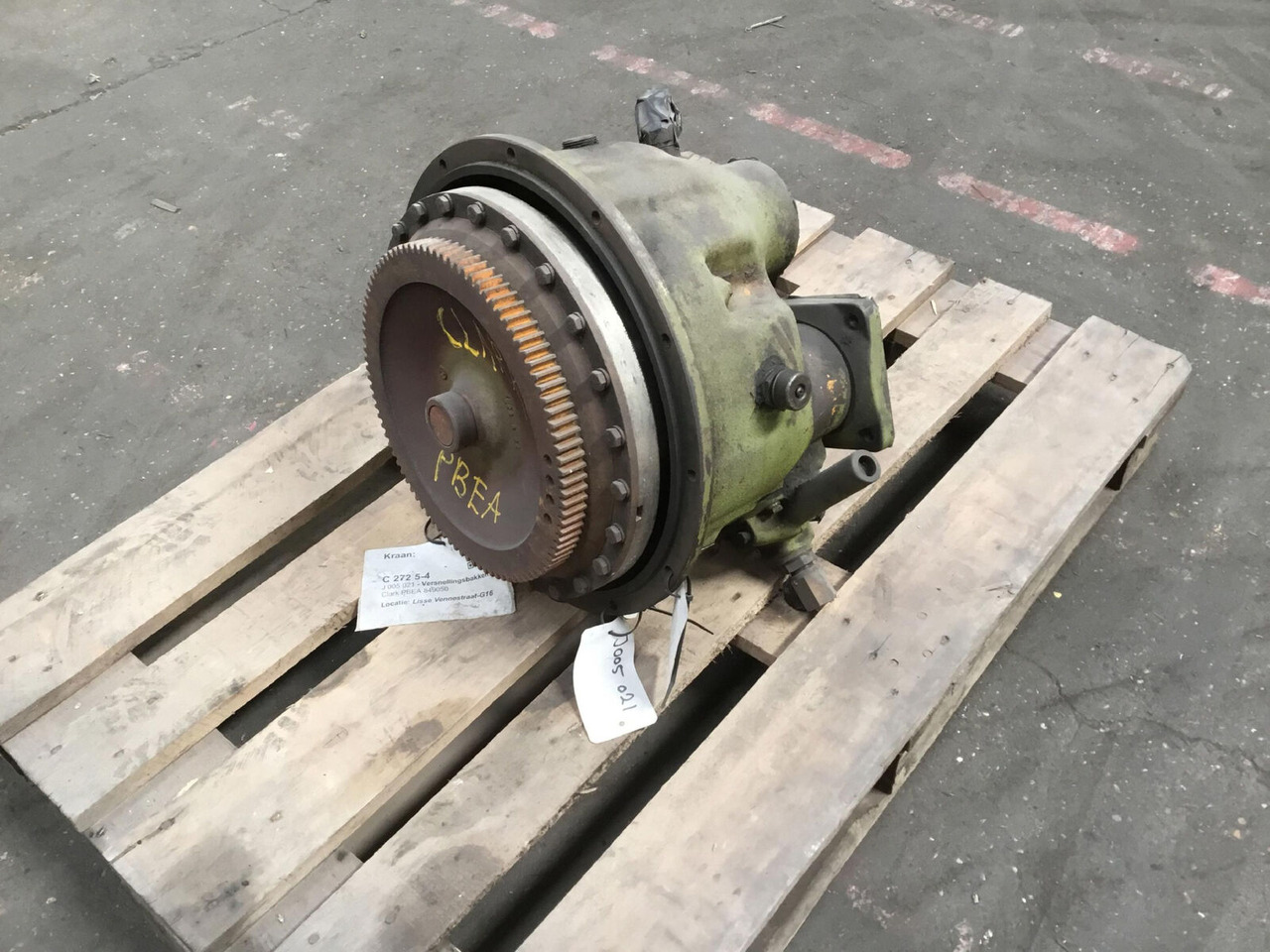 Grove RT 65S Gearbox C 272 5-4 - Menjač za Pokretni kran: slika 4 Grove RT 65S Gearbox C 272 5-4 - Menjač za Pokretni kran: slika 4