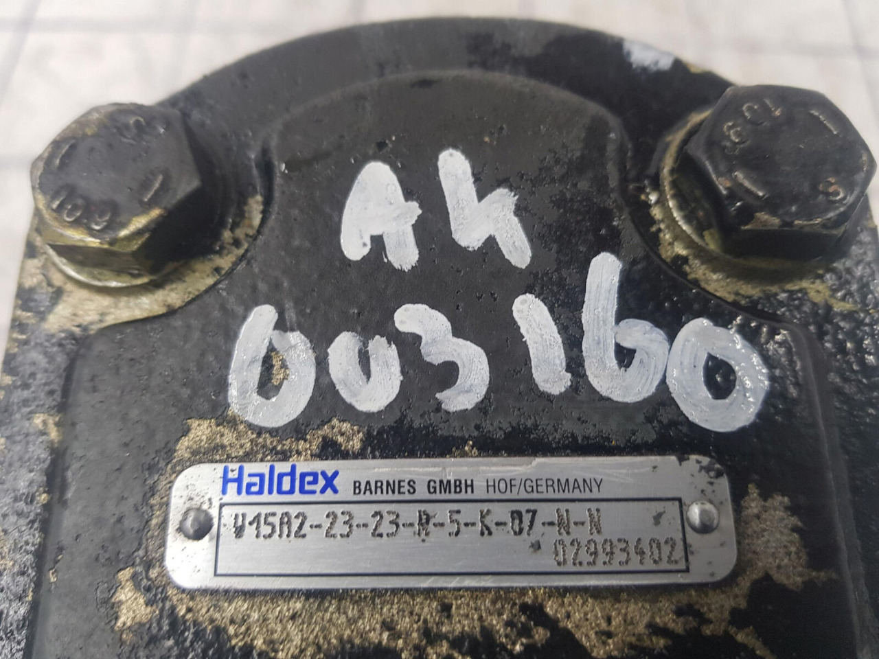 Haldex Haldex Barnes dual gear pump - Hidraulična pumpa za Kran: slika 5 Haldex Haldex Barnes dual gear pump - Hidraulična pumpa za Kran: slika 5