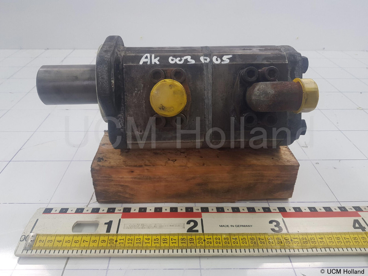 Haldex Haldex Barnes dual gear pump - Hidraulična pumpa za Kran: slika 1 Haldex Haldex Barnes dual gear pump - Hidraulična pumpa za Kran: slika 1