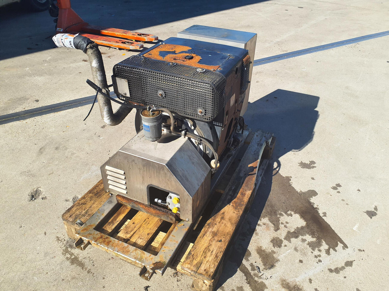 Hatz GMK 6400 Hatz engine FHZXL.722M90 - Motor za Pokretni kran: slika 4 Hatz GMK 6400 Hatz engine FHZXL.722M90 - Motor za Pokretni kran: slika 4