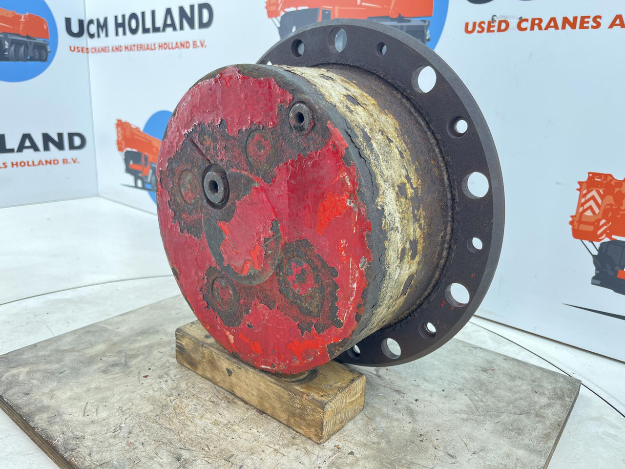 Kessler planetary gear 21-21-63-40-4pl-H140-46 - Pogonski reduktor za Kran: slika 2 Kessler planetary gear 21-21-63-40-4pl-H140-46 - Pogonski reduktor za Kran: slika 2