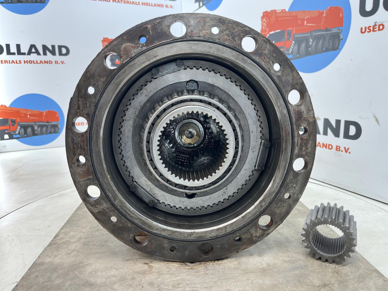 Kessler planetary gear 22-25-74-40-4pl-H172-46 - Pogonski reduktor za Kran: slika 5 Kessler planetary gear 22-25-74-40-4pl-H172-46 - Pogonski reduktor za Kran: slika 5
