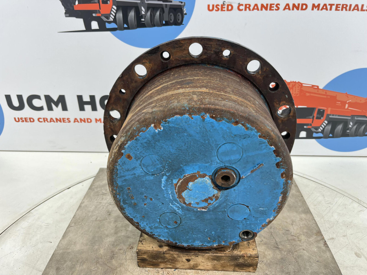Kessler planetary gear 22-25-74-40-4pl-H172-46 - Pogonski reduktor za Kran: slika 1 Kessler planetary gear 22-25-74-40-4pl-H172-46 - Pogonski reduktor za Kran: slika 1