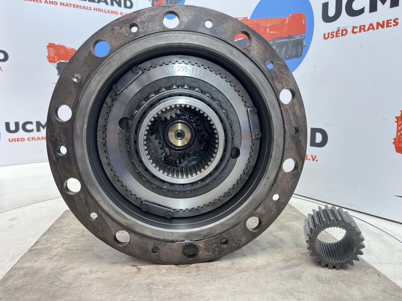 Kessler planetary gear 22-25-74-40-4pl-H177-46 - Pogonski reduktor za Pokretni kran: slika 5 Kessler planetary gear 22-25-74-40-4pl-H177-46 - Pogonski reduktor za Pokretni kran: slika 5