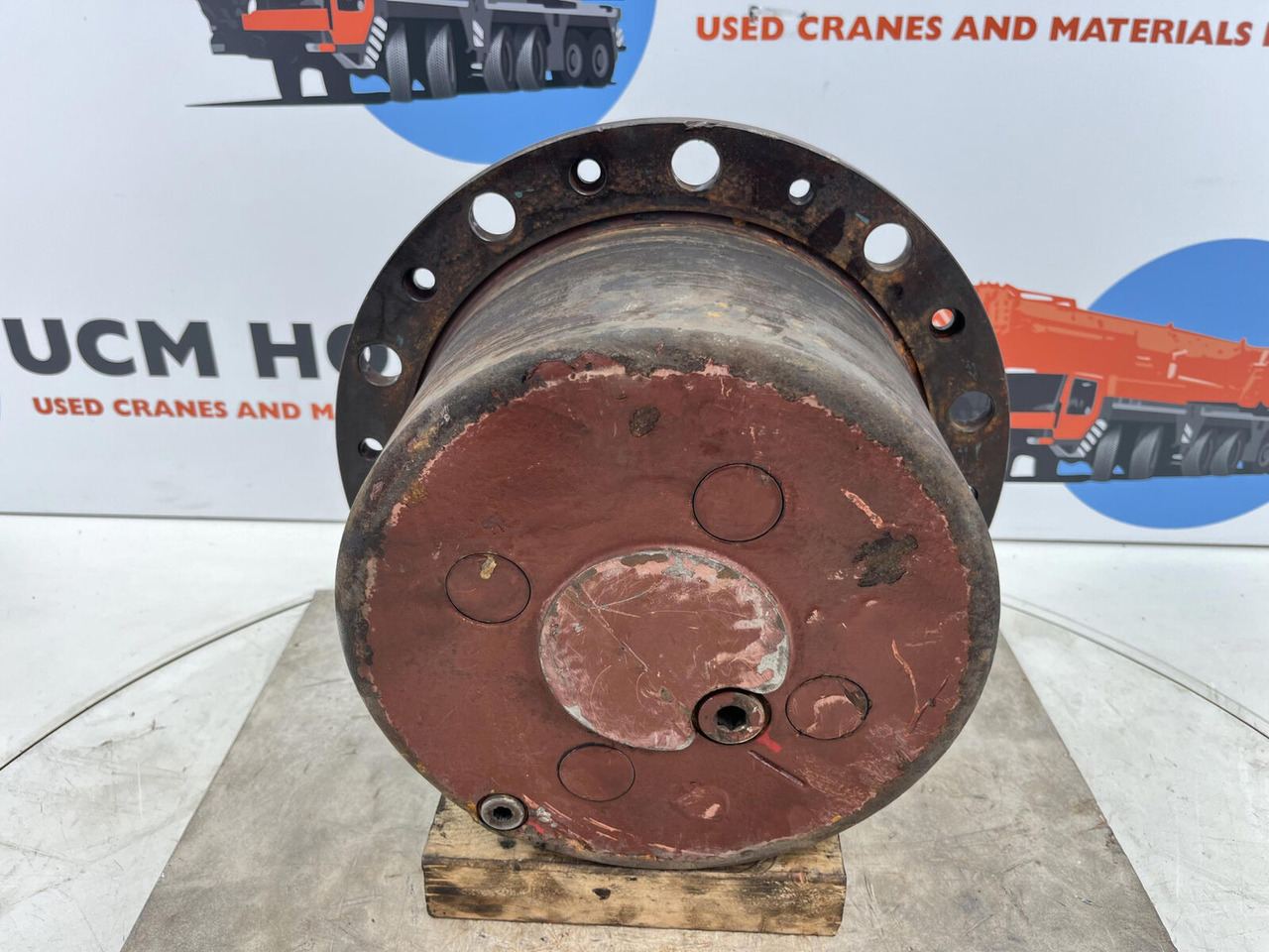 Kessler planetary gear 22-25-74-40-4pl-H177-46 - Pogonski reduktor za Pokretni kran: slika 1 Kessler planetary gear 22-25-74-40-4pl-H177-46 - Pogonski reduktor za Pokretni kran: slika 1