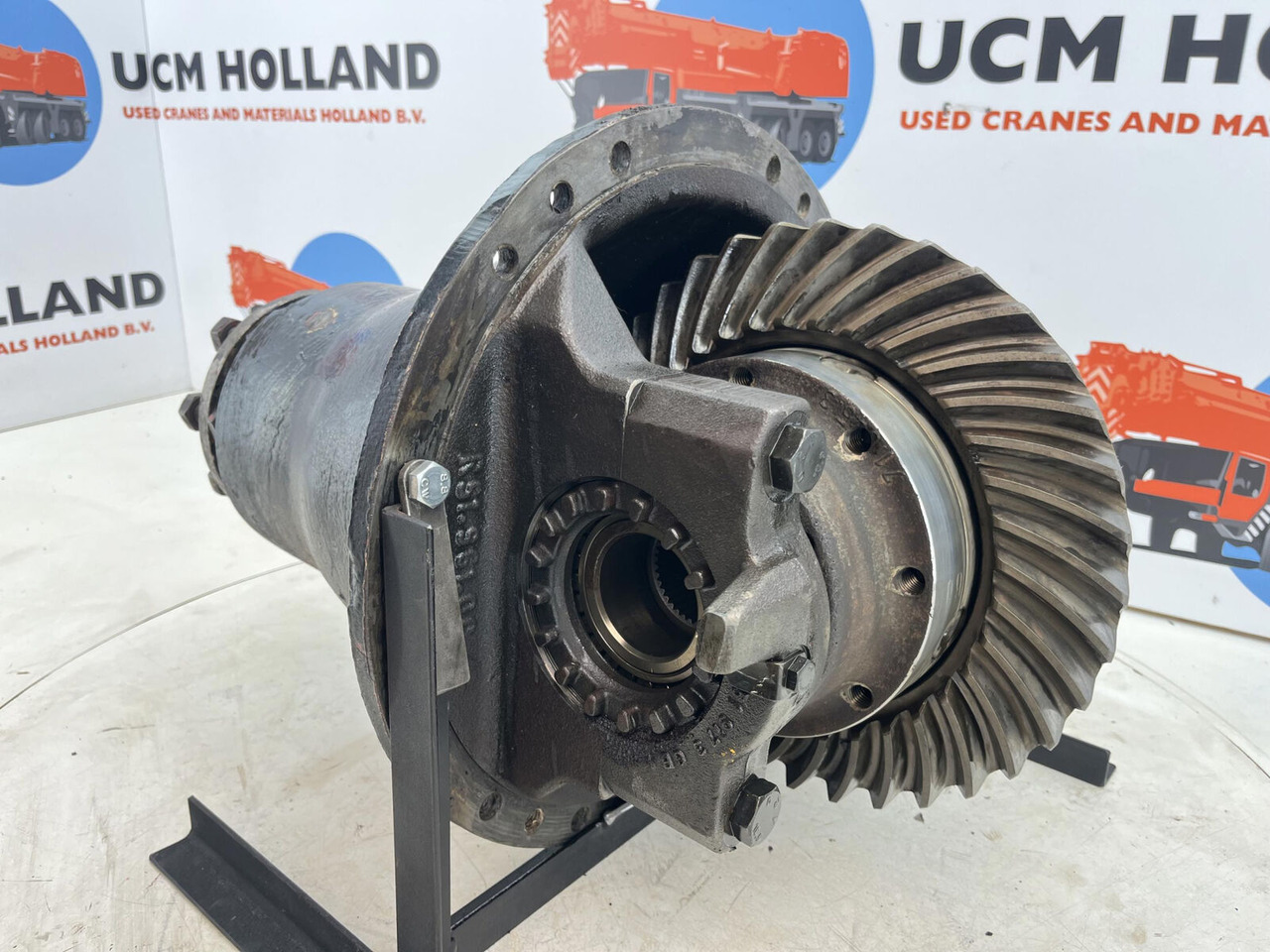 Krupp 70 GMT End differential 17x36 axle 1 - Diferencijalna brzina za Pokretni kran: slika 1 Krupp 70 GMT End differential 17x36 axle 1 - Diferencijalna brzina za Pokretni kran: slika 1