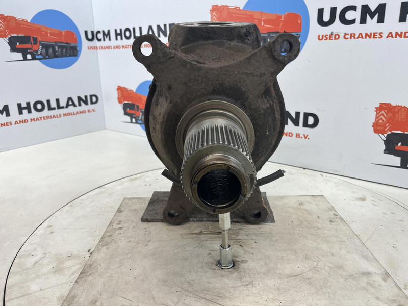Krupp 70 GMT Steering knuckle axle 1 - Rukavc točka za Kran: slika 2 Krupp 70 GMT Steering knuckle axle 1 - Rukavc točka za Kran: slika 2