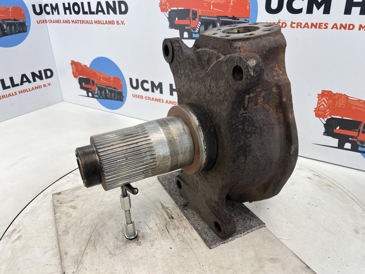 Krupp 70 GMT Steering knuckle axle 2 - Rukavc točka za Pokretni kran: slika 1 Krupp 70 GMT Steering knuckle axle 2 - Rukavc točka za Pokretni kran: slika 1