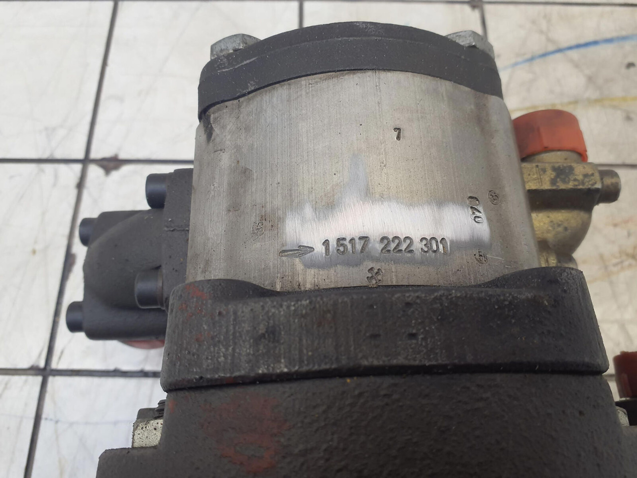 Hidraulična pumpa za Pokretni kran Krupp KMK 3045 four way gear pump: slika 8