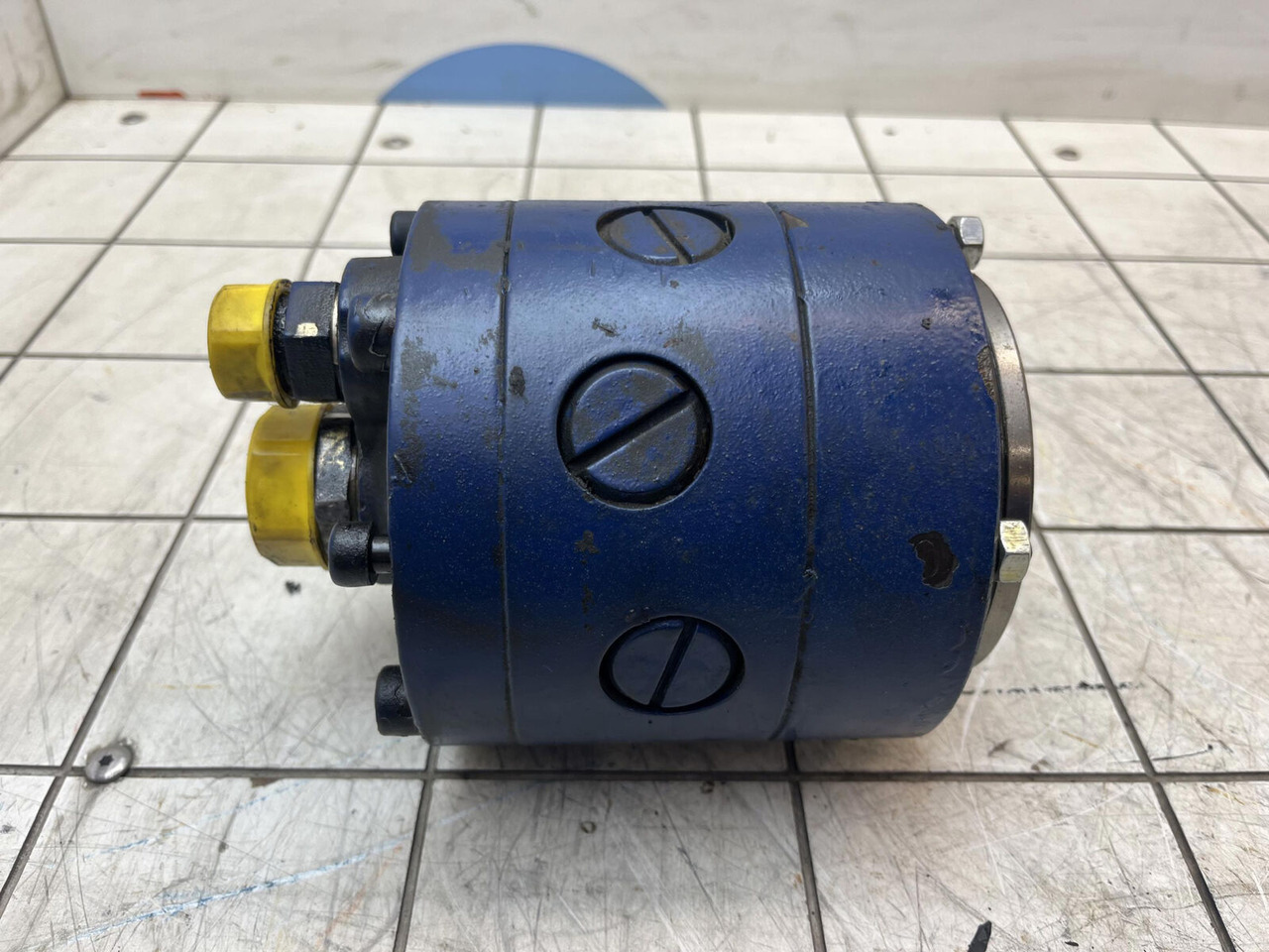 Liebherr LTM 1030-2 emergency steering pump - Hidraulična pumpa za Pokretni kran: slika 2 Liebherr LTM 1030-2 emergency steering pump - Hidraulična pumpa za Pokretni kran: slika 2