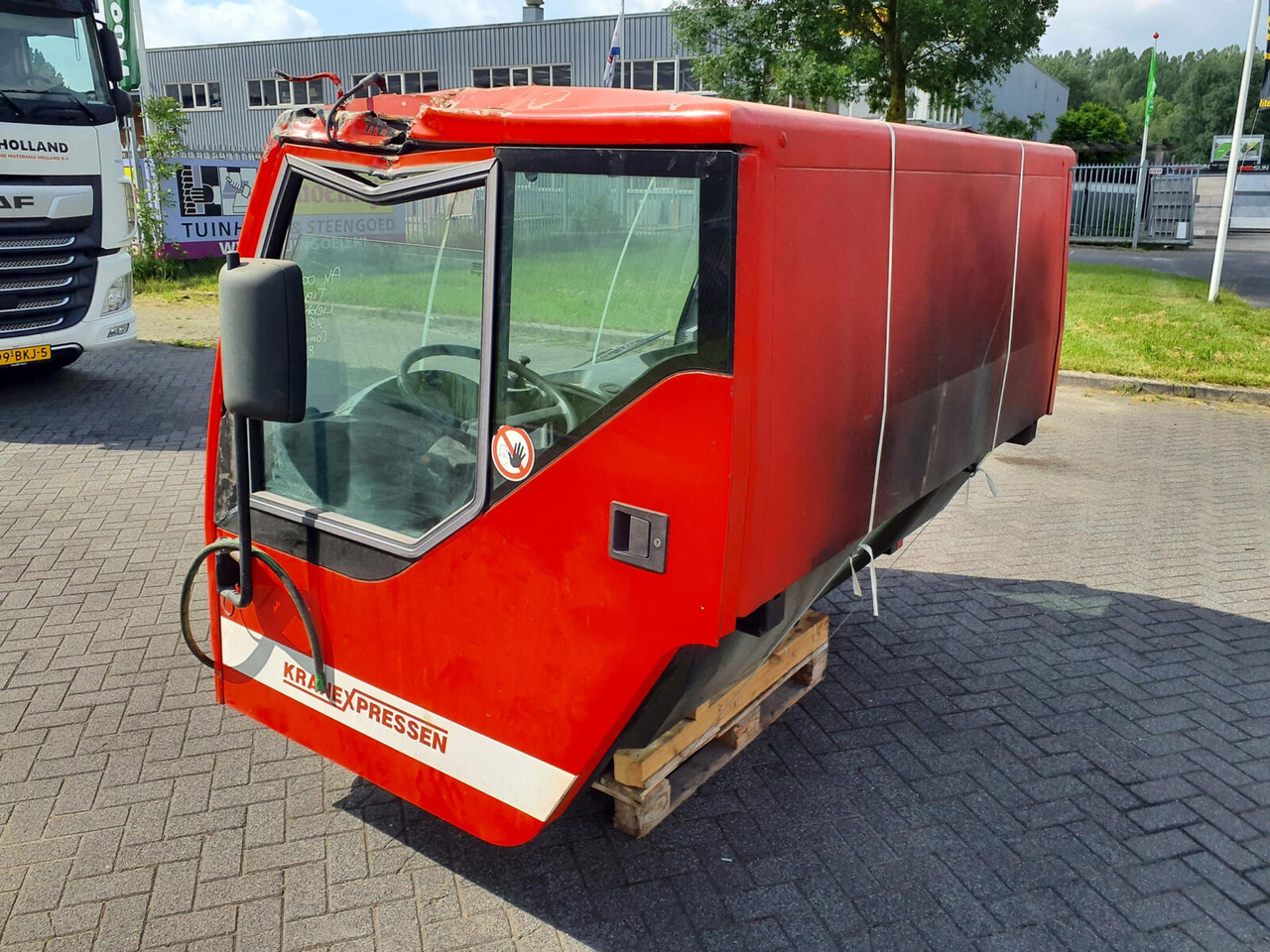Liebherr LTM 1060-2 lower cabin - Kabina za Pokretni kran: slika 3 Liebherr LTM 1060-2 lower cabin - Kabina za Pokretni kran: slika 3