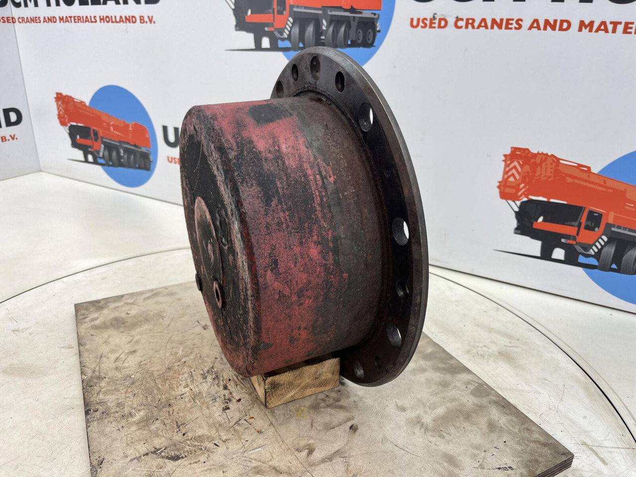 Liebherr LTM 1060/2 planetary gear 17-24-67-32-3pl-H135-46 - Pogonski reduktor za Pokretni kran: slika 2 Liebherr LTM 1060/2 planetary gear 17-24-67-32-3pl-H135-46 - Pogonski reduktor za Pokretni kran: slika 2