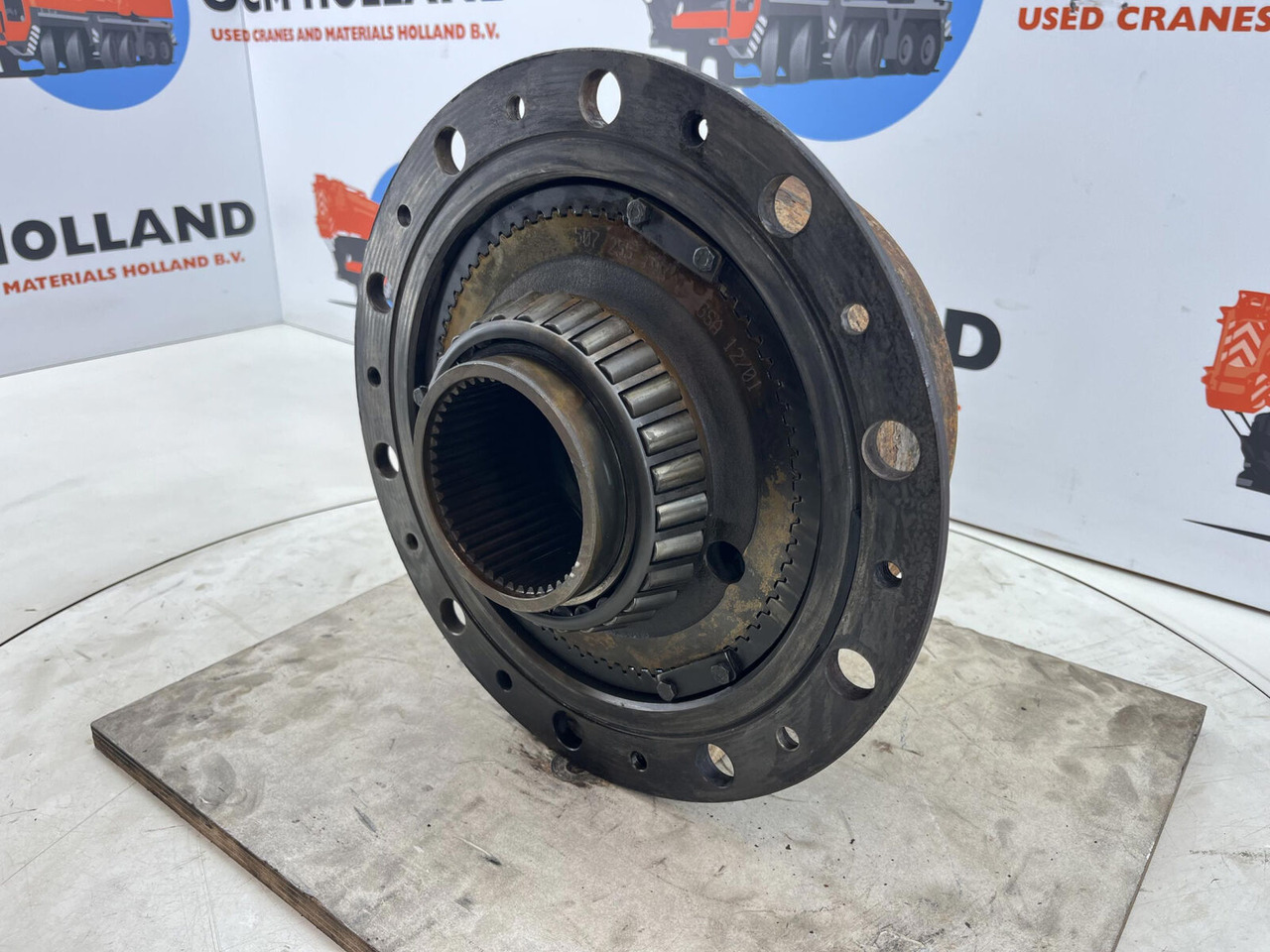 Liebherr LTM 1080 planetary gear 22-25-74-40-3pl-H135-46 - Pogonski reduktor za Kran: slika 3 Liebherr LTM 1080 planetary gear 22-25-74-40-3pl-H135-46 - Pogonski reduktor za Kran: slika 3