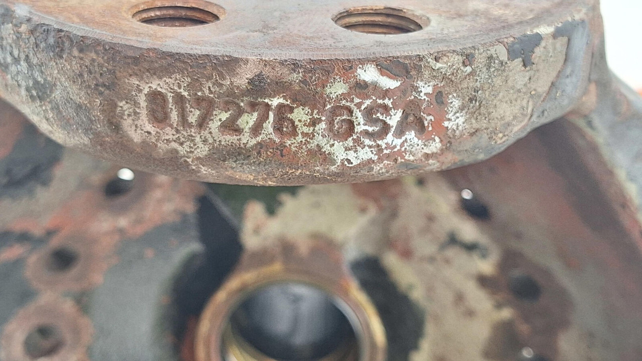 Rukavc točka za Pokretni kran Liebherr LTM 1160/2 Steering knuckle 16 holes axle 1: slika 10