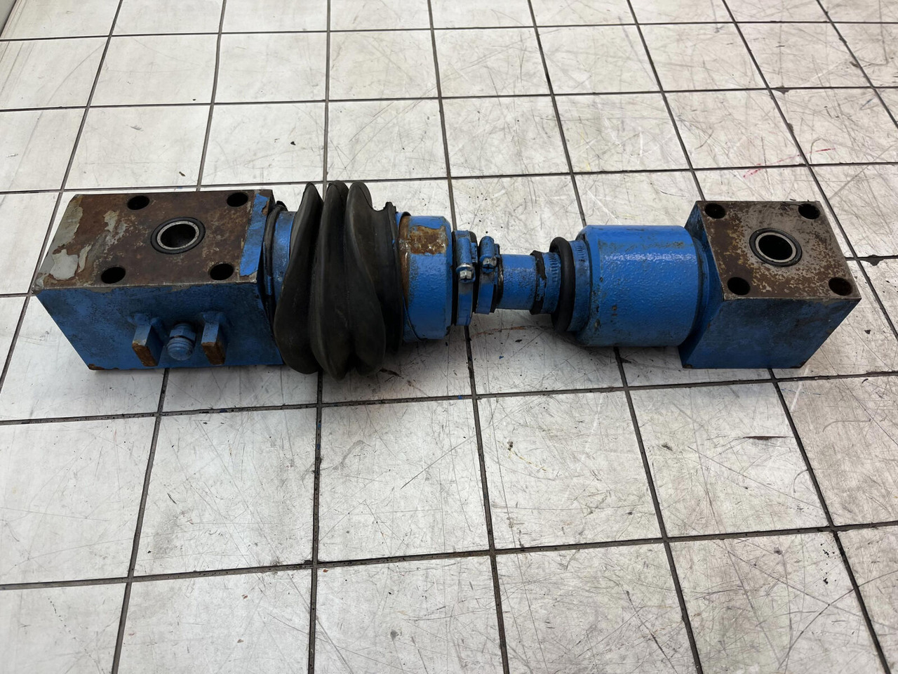 Liebherr LTM 1400-7.1 cylinder connection - Hidraulični cilindar za Pokretni kran: slika 5 Liebherr LTM 1400-7.1 cylinder connection - Hidraulični cilindar za Pokretni kran: slika 5