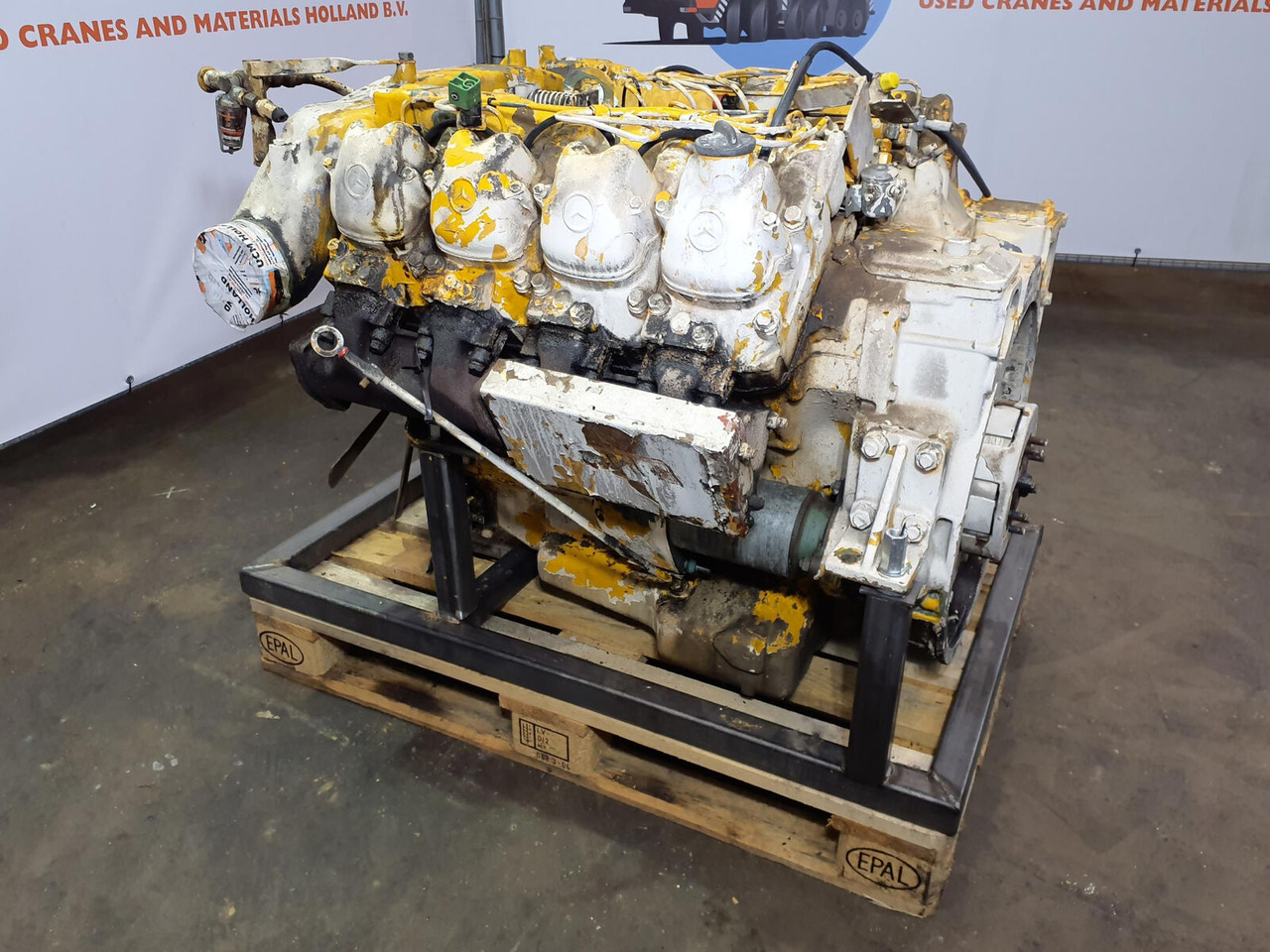 Mercedes-Benz LT 1200 Mercedes OM 402 upper engine - Motor za Pokretni kran: slika 5 Mercedes-Benz LT 1200 Mercedes OM 402 upper engine - Motor za Pokretni kran: slika 5