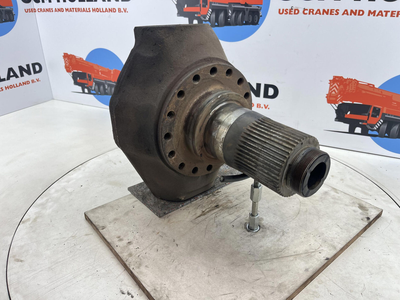 PPM ATT 400 Steering knuckle 16 holes axle 1 - Rukavc točka za Kran: slika 3 PPM ATT 400 Steering knuckle 16 holes axle 1 - Rukavc točka za Kran: slika 3