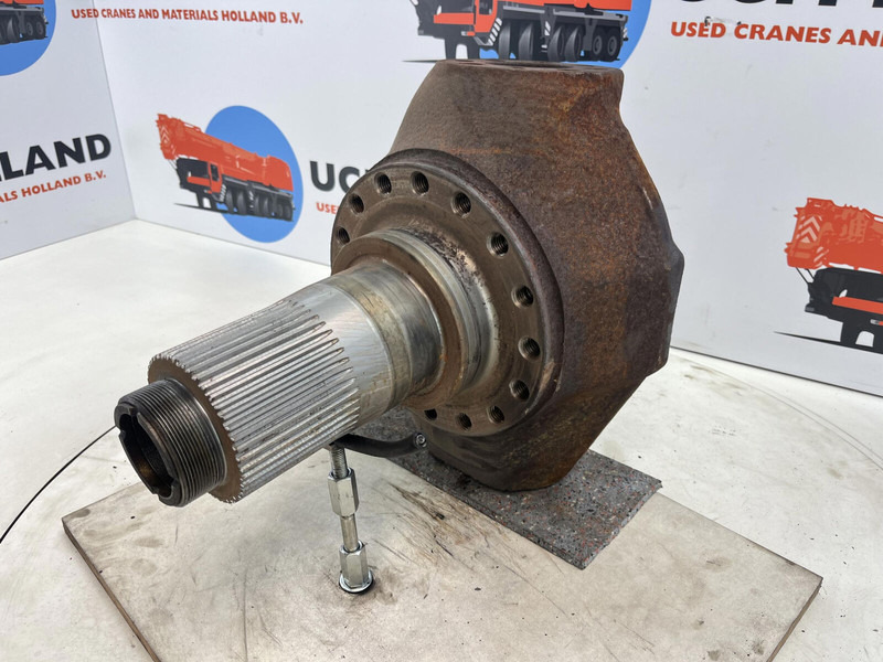 PPM ATT 600 Steering knuckle 16 holes axle 2 - Rukavc točka za Kran: slika 1 PPM ATT 600 Steering knuckle 16 holes axle 2 - Rukavc točka za Kran: slika 1