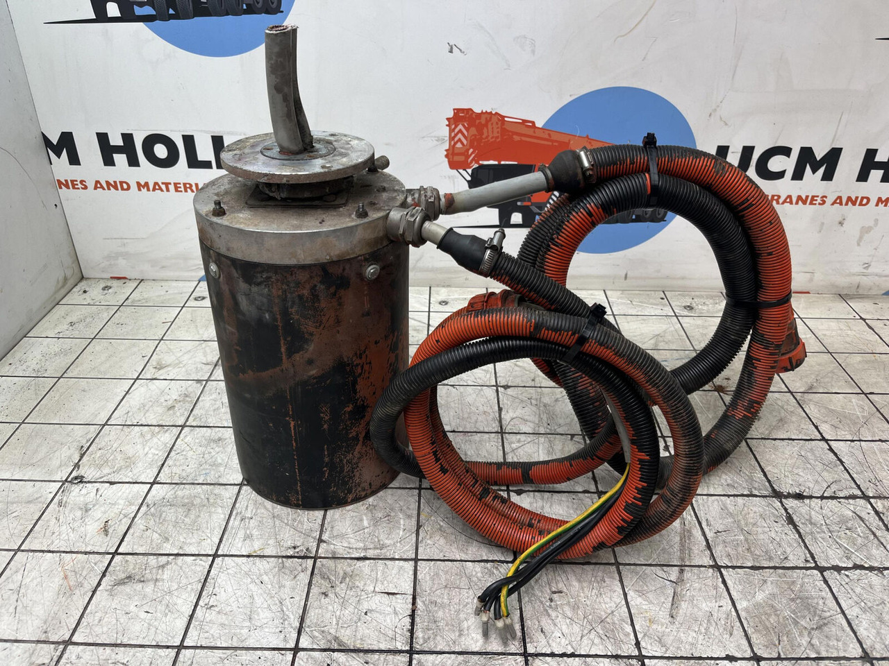 Terex AC 155 slip ring assy - Električni sistem za Pokretni kran: slika 1 Terex AC 155 slip ring assy - Električni sistem za Pokretni kran: slika 1