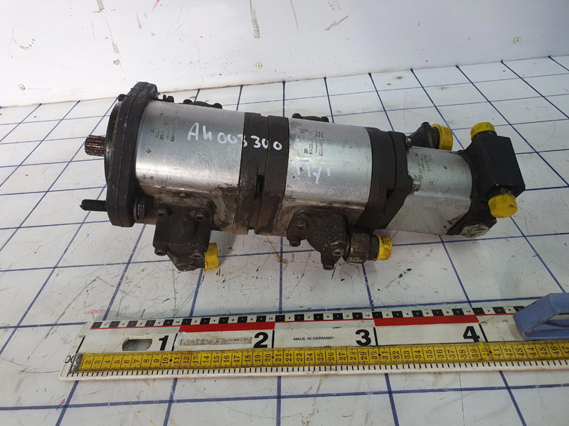 Hidraulična pumpa za Kran Terex AC 205 3 way gear pump: slika 1