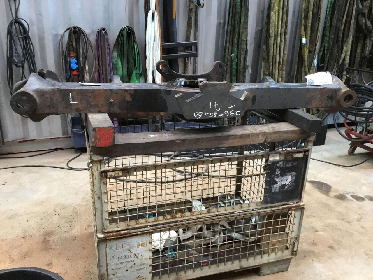 Terex AC 205 axle housing axle 4 - Osovina i delovi za Pokretni kran: slika 1 Terex AC 205 axle housing axle 4 - Osovina i delovi za Pokretni kran: slika 1