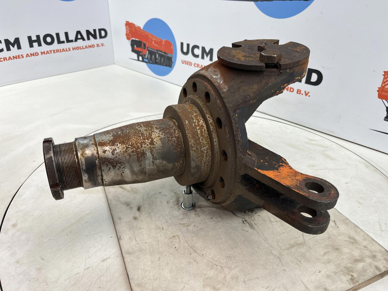 Terex HC 340 Steering knuckle 12 holes axle 1 - Rukavc točka za Kran: slika 1 Terex HC 340 Steering knuckle 12 holes axle 1 - Rukavc točka za Kran: slika 1