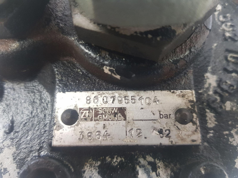 ZF AMK 85-53 emergency steering pump - Hidraulična pumpa za Kran: slika 5 ZF AMK 85-53 emergency steering pump - Hidraulična pumpa za Kran: slika 5