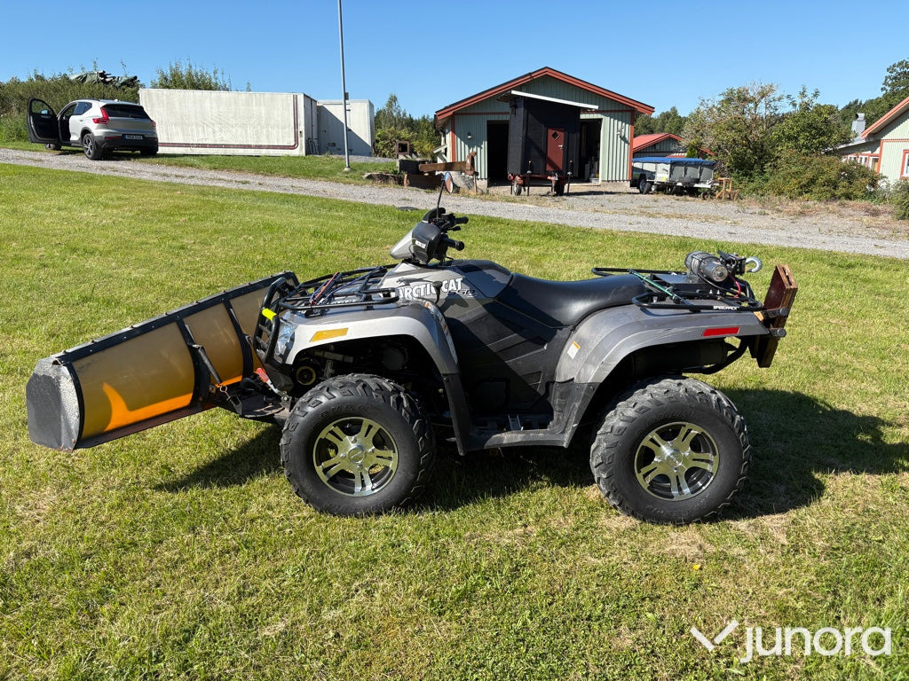 Arctic Cat 550S ATV med plogblad och vinsch - ATV/ Četvorotočkaš: slika 2 Arctic Cat 550S ATV med plogblad och vinsch - ATV/ Četvorotočkaš: slika 2