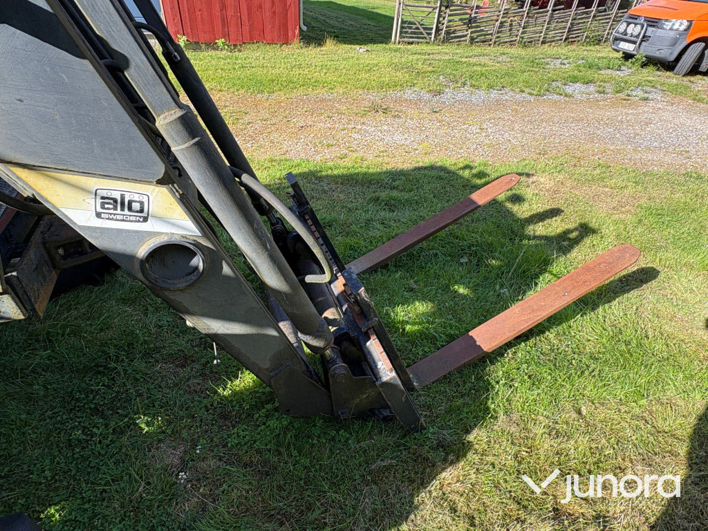 Case IH Case INT 1394 4WD HS - Traktor: slika 5 Case IH Case INT 1394 4WD HS - Traktor: slika 5