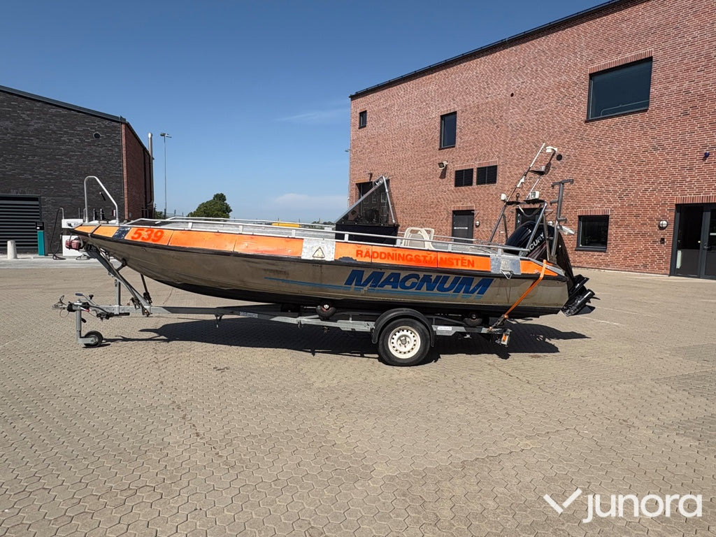 Buster Magnum 99 - med trailer - Druga mašina: slika 4 Buster Magnum 99 - med trailer - Druga mašina: slika 4