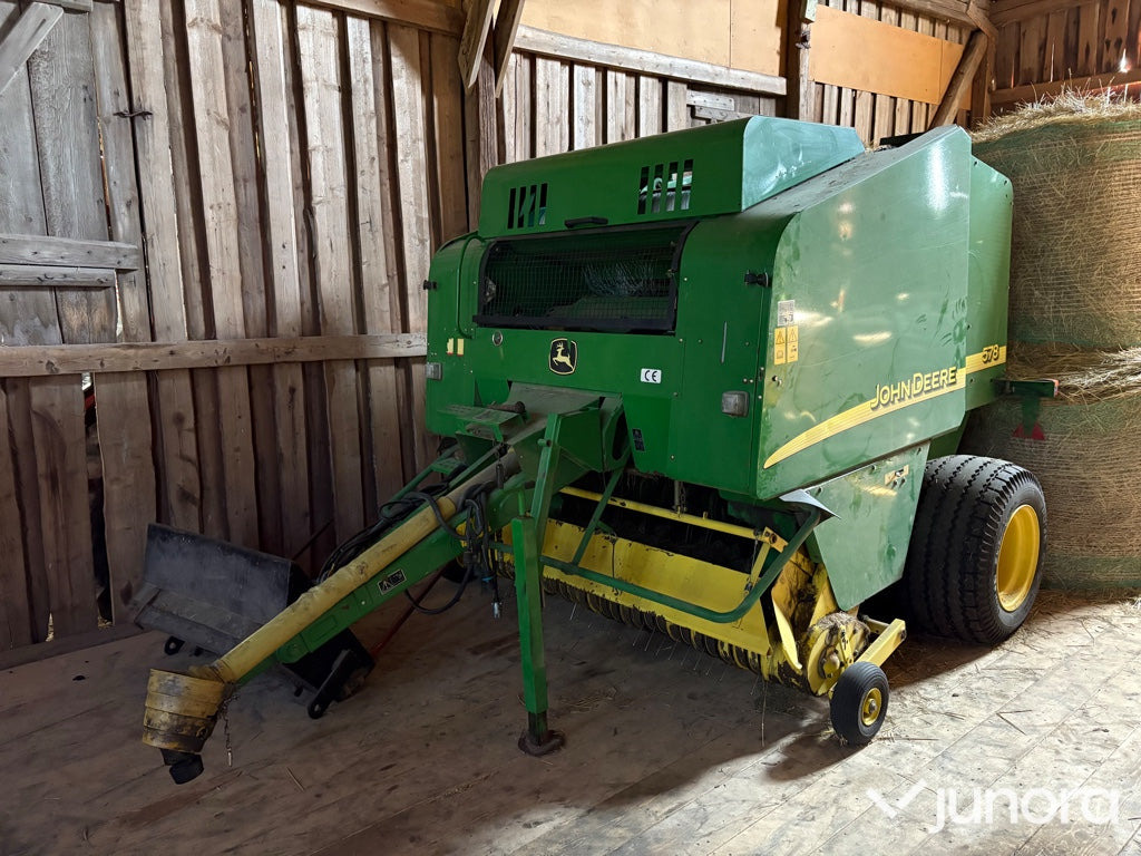 Fixkammarpress John Deere 578 - Balirka za okrugle bale: slika 1 Fixkammarpress John Deere 578 - Balirka za okrugle bale: slika 1