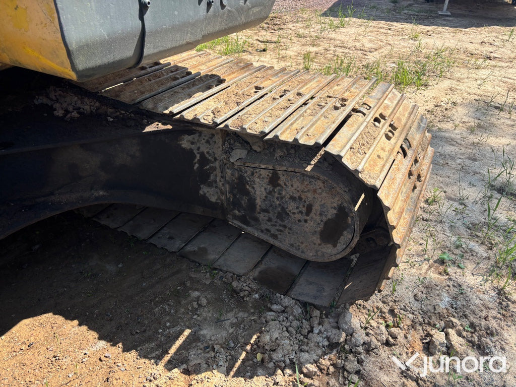 Bager guseničar Grävmaskin Komatsu PC130: slika 27
