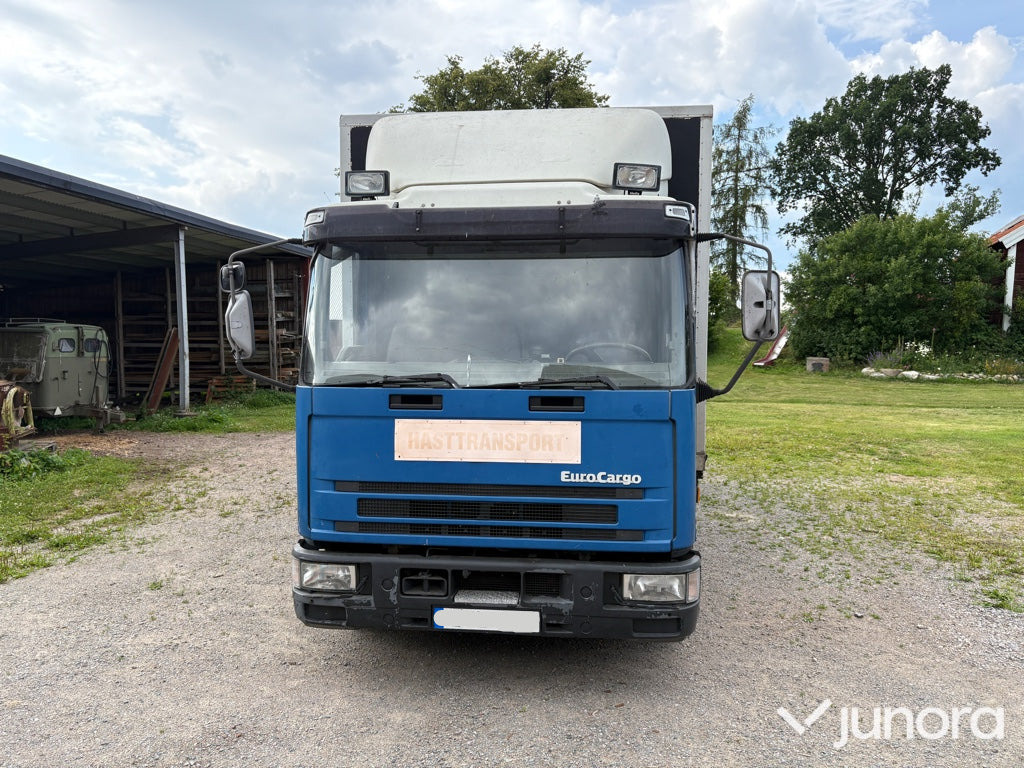 Hästtransport Iveco EuroCargo 85E18 - Kamioni za prevoz konja: slika 3 Hästtransport Iveco EuroCargo 85E18 - Kamioni za prevoz konja: slika 3