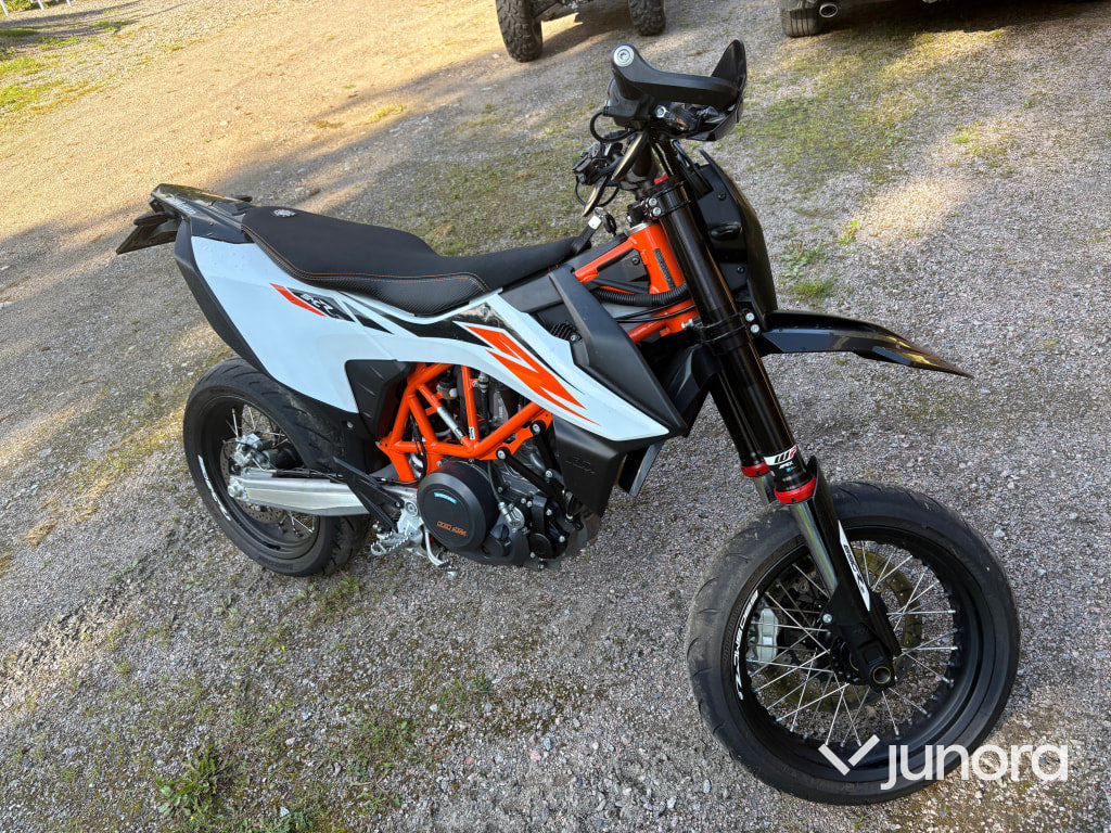 KTM 690 Smc R 2020 - Motocikl: slika 1 KTM 690 Smc R 2020 - Motocikl: slika 1