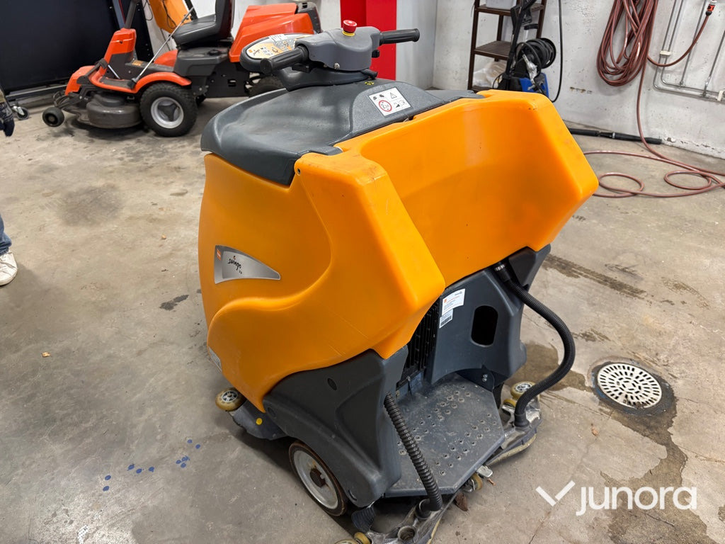 Kombiskurmaskin - Taski Swingo XP - Mašina za pranje podova: slika 4 Kombiskurmaskin - Taski Swingo XP - Mašina za pranje podova: slika 4