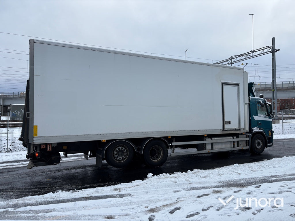 Lastbil - Volvo FM 6*2 - Kamion sa zatvorenim sandukom: slika 4 Lastbil - Volvo FM 6*2 - Kamion sa zatvorenim sandukom: slika 4